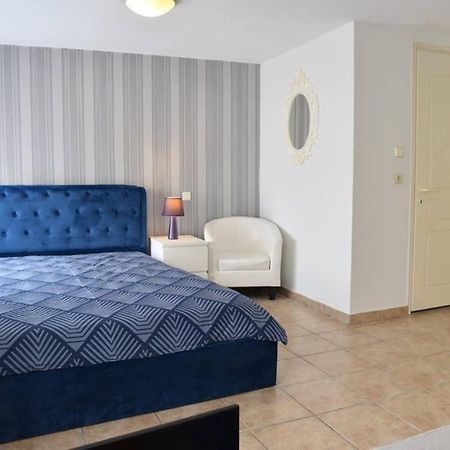 A Modern Bright Studio In The Center Of Kastoria Luaran gambar