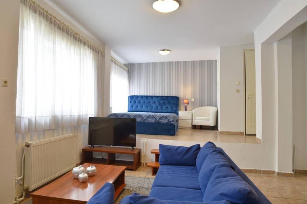 A Modern Bright Studio In The Center Of Kastoria Luaran gambar