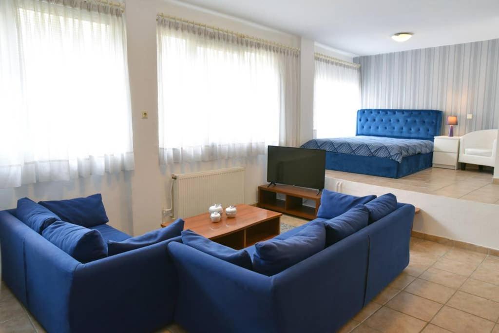 A Modern Bright Studio In The Center Of Kastoria Luaran gambar